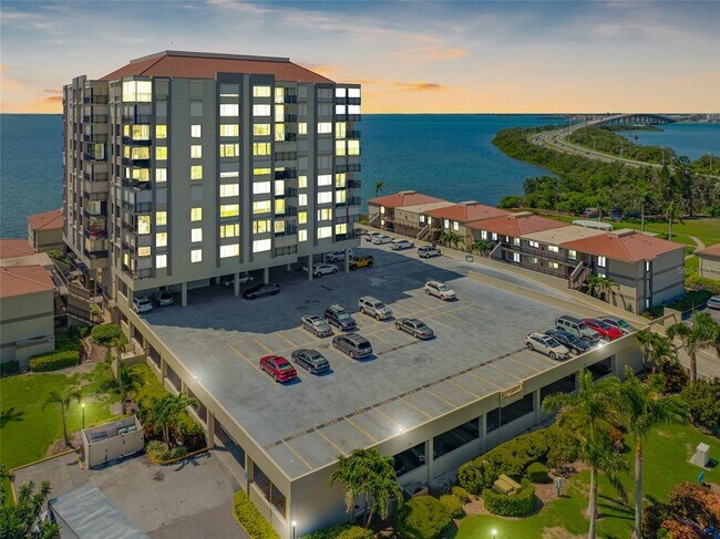 Building Photo - 6372 Palma Del Mar Blvd S