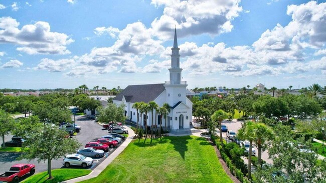 Building Photo - 12628 SW Manatee Marsh Ter