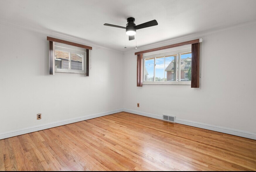 Building Photo - 235 McKinley St