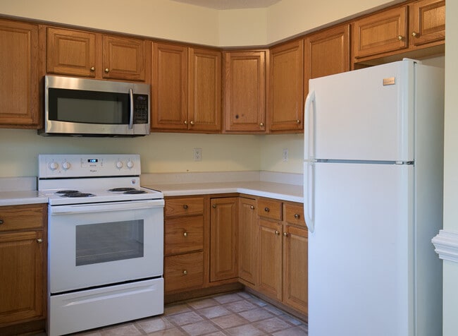 Building Photo - Corner Lot 3BR, 2BA Durham Home with Large Deck