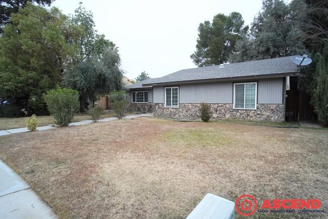 Primary Photo - Beautiful Home in Southwest Bakersfield!!!