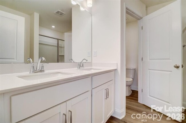 Building Photo - 3853 Hayden Ln