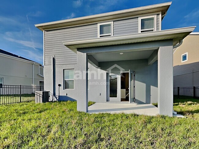 Building Photo - 27380 St Andrews Ave