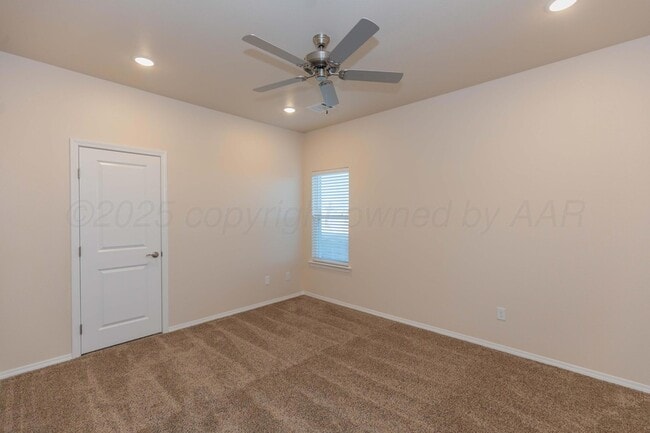 Building Photo - 7600 Beck Dr
