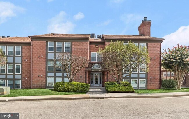 Building Photo - 6929 Clearwind Ct