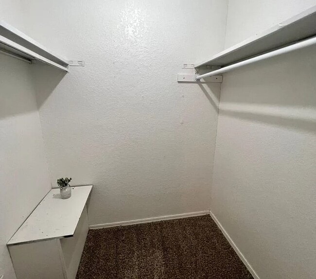 Building Photo - 1,562 sf Duplex in Norman