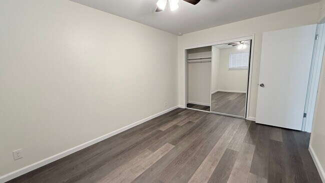 Building Photo - 14723 Martell Ave