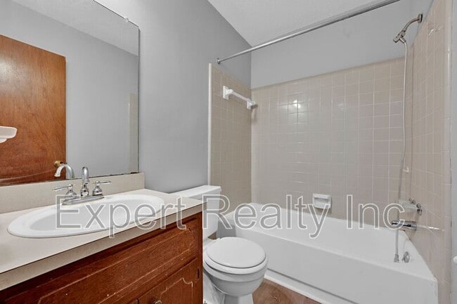 Building Photo - 2346 Grayson Valley Cir