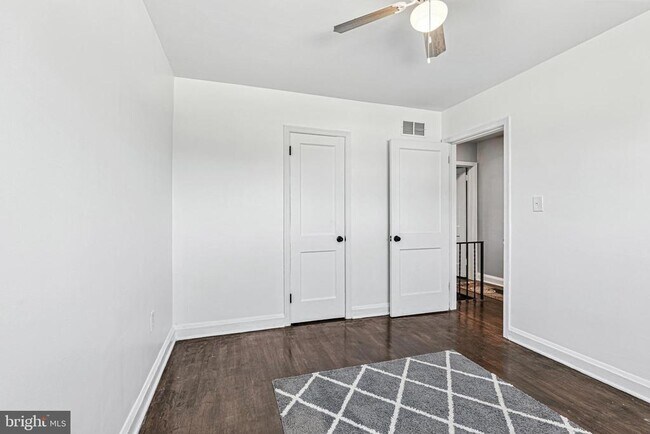 Building Photo - 8272 Kavanagh Rd