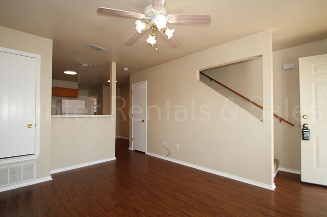 Building Photo - 3904 Gus Dr
