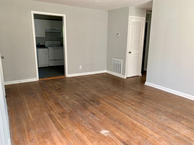 Building Photo - 1586 Line Street - Quadraplex