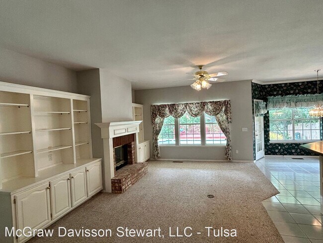 Building Photo - 3 br, 2 bath House - 4930 E 88th Pl