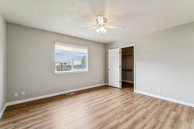 Building Photo - 12566 W Norristown St