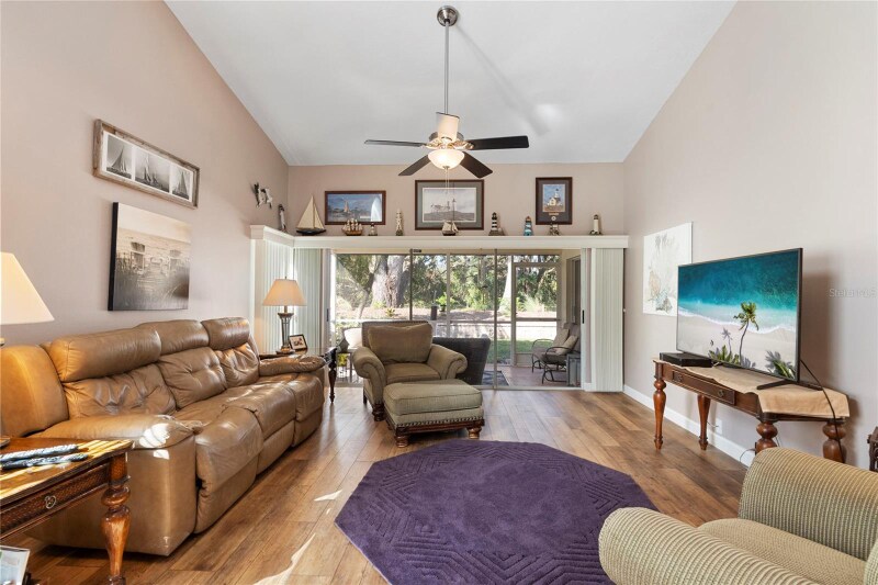 Building Photo - 4966 Clubview Ct E