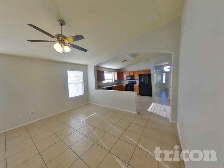 Building Photo - 2111 S 160th Ln