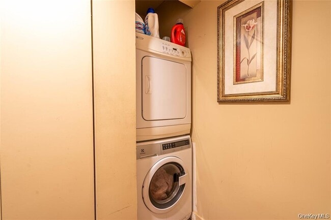 Building Photo - 207 Arlin Rd