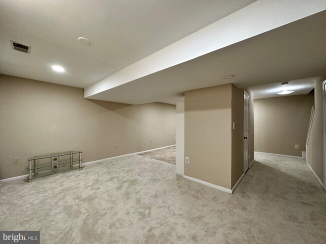 Building Photo - 6123 Martins Landing Ct