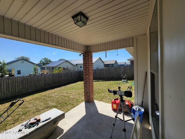 Building Photo - 304 Stoneridge Dr