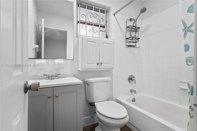 Building Photo - 4201 NW 25th Ave