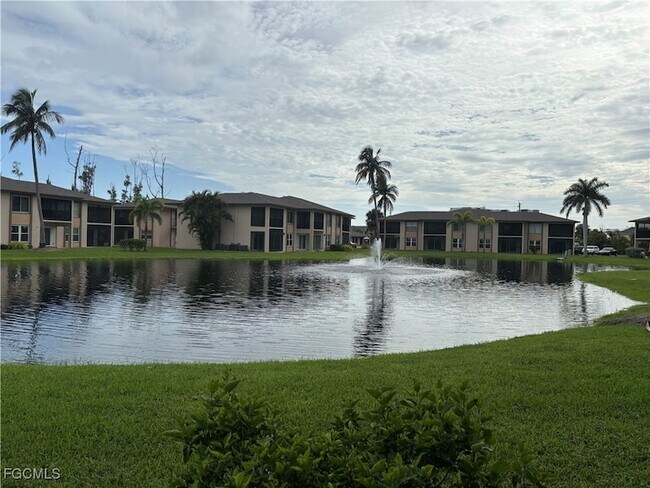 Building Photo - 16881 Davis Rd