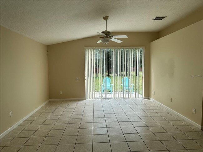 Building Photo - 1023 Cinnamon Fern Ct