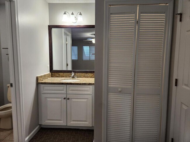 Building Photo - 216 Double Eagle Dr