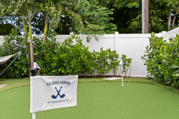 Building Photo - 1096 SW 27th Ave