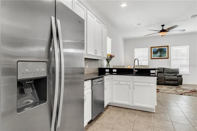 Building Photo - 9428 Woodcrane Dr