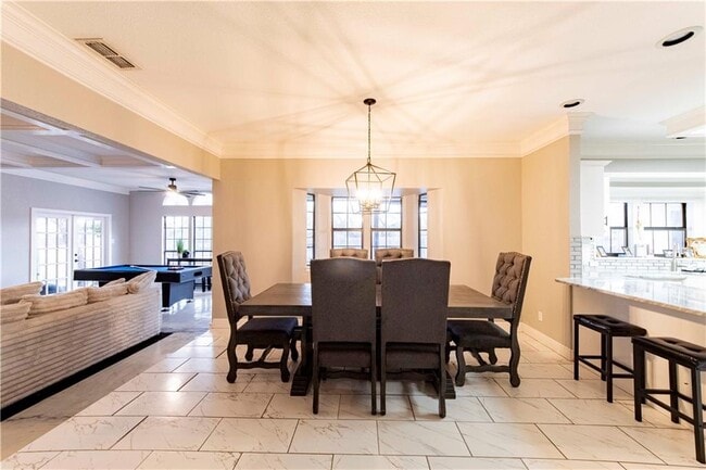 Building Photo - 4517 River Park Dr