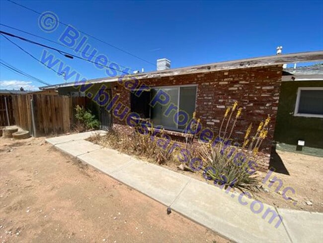 Building Photo - 13410 Navajo Rd