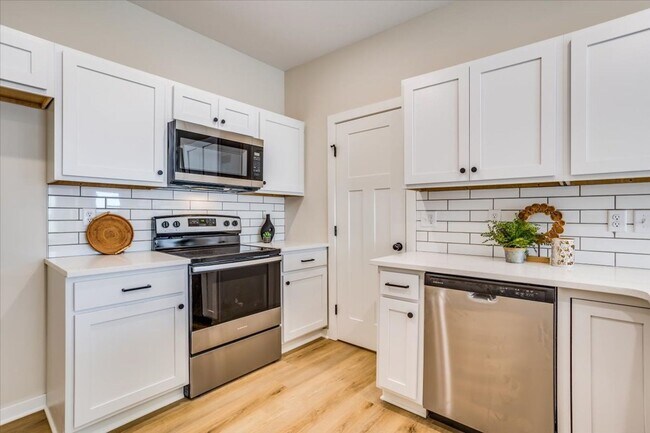 Building Photo - Fox Creek- Maxwell Plan