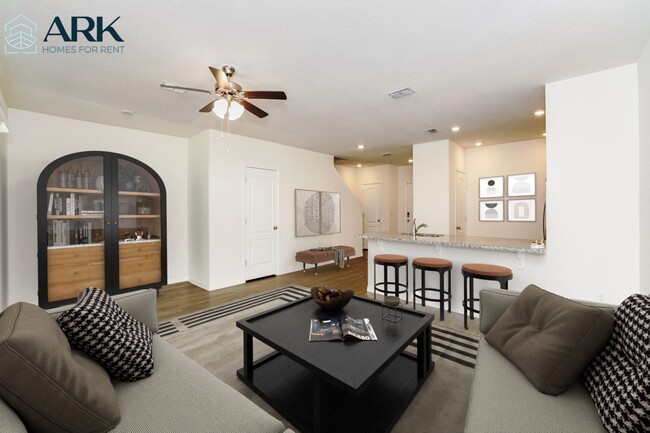 Building Photo - 22 Calle Grande St