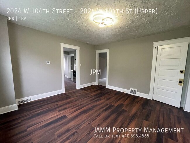 Building Photo - PRIME 3 bedroom Apartment Near Edgewater B...