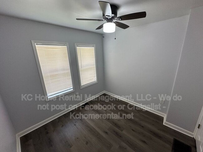 Building Photo - 4116 Springfield St
