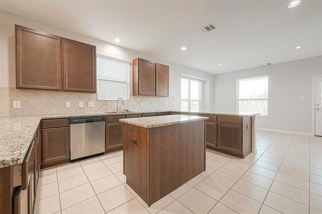 Building Photo - 24930 Scarlatti Cantata Dr