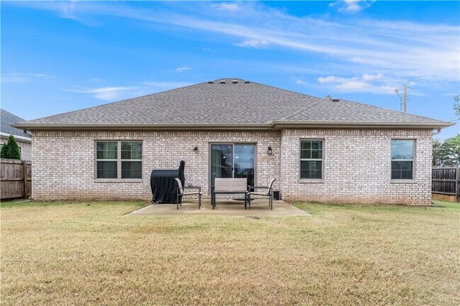 Building Photo - 1805 Woodhause Cir