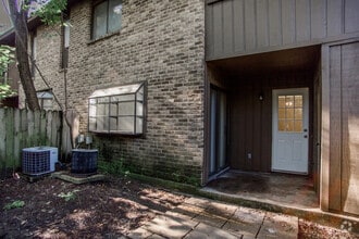 Building Photo - 813 Ranch Rd 12