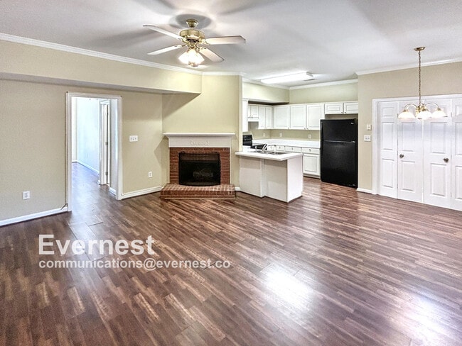 Building Photo - 460 Cambrian Ridge Trail