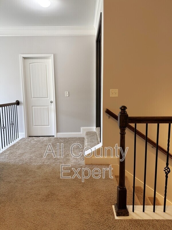 Building Photo - 4215 Hopewell Manor Dr