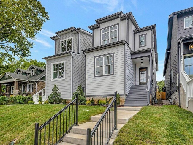 Primary Photo - 915 31st Ave N