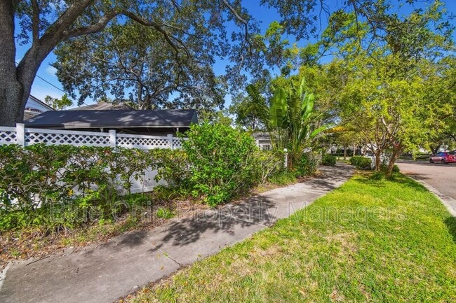 Building Photo - 43 Aegean Ave