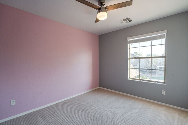 Building Photo - $3,500 For Lease Starting June 1, 2026 4 beds-2.5 Baths 2,421 Sq. Ft.  Amazing Gilbert 85298 Home...