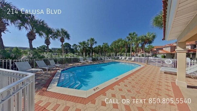 Building Photo - 214 Calusa Blvd
