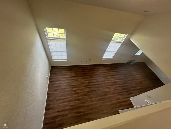 Building Photo - 8125 Maple Stream Ln