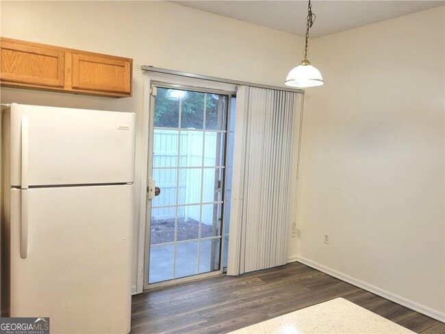 Building Photo - 1497 Cove Creek Cir