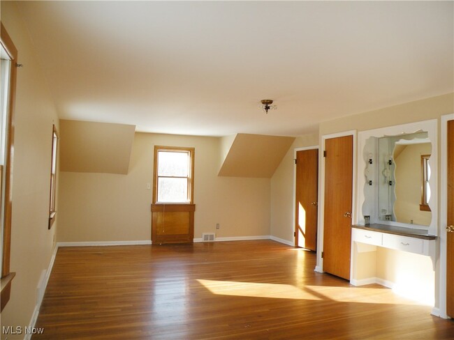 Building Photo - 46 W 130th St