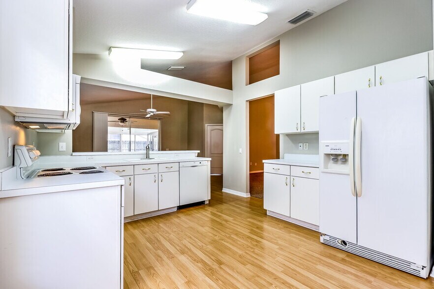 Building Photo - 9042 Egret Cove Cir