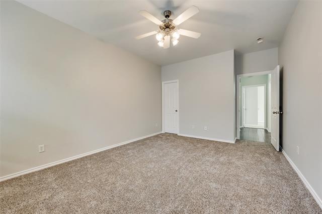 Building Photo - 5832 Center Ridge Dr
