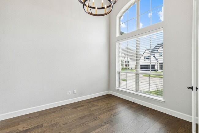 Building Photo - 2232 Grey September St