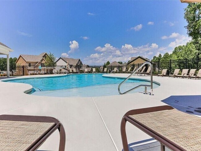Building Photo - 5985 Carruth Lake Dr